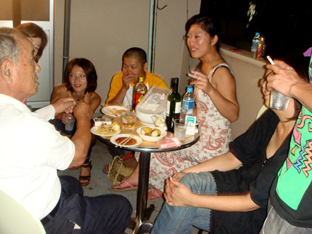 jud à Hiroshima - barbecue sur le toit